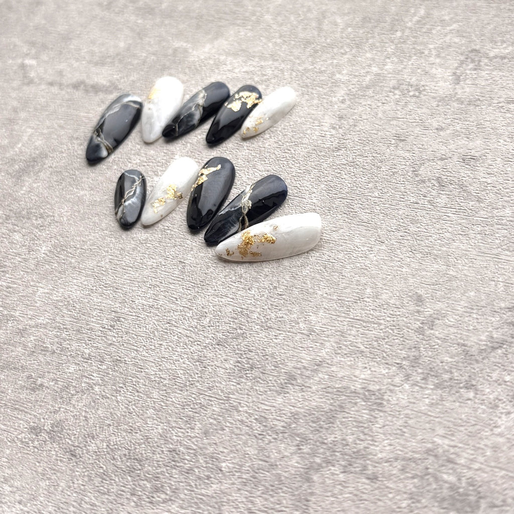 KINTSUGI