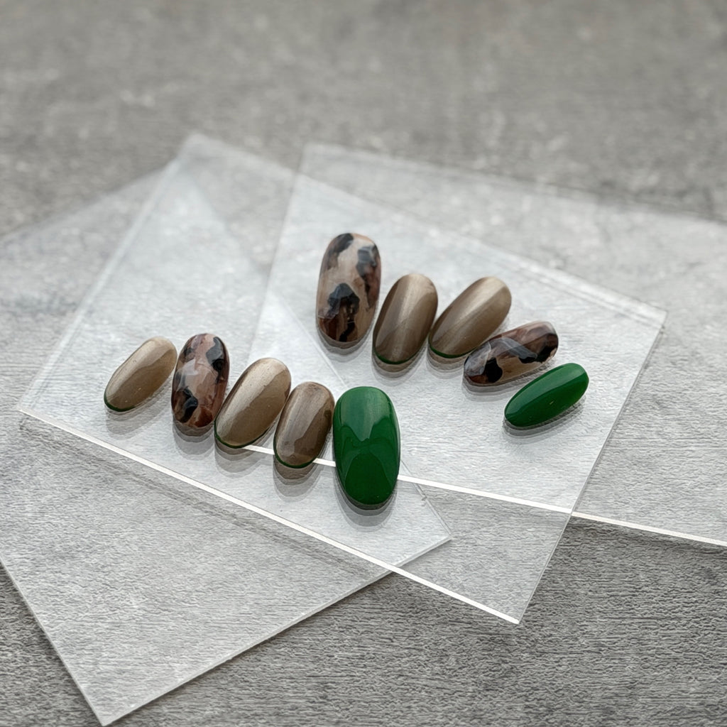 Emerald Bronze Magnet